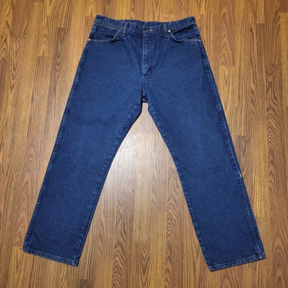 Wrangler Mens 36x30 Made in USA 100% Cotton Workwear Jeans Straight Fit Denim